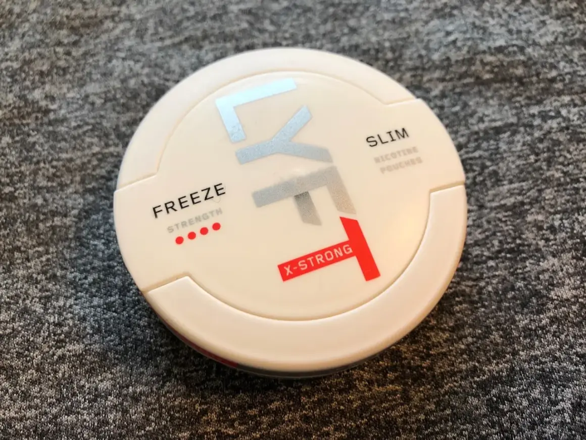 En dosa LYFT Freeze X-Strong Slim nikotinpåsar. Undrar du vad hette lyft innan?