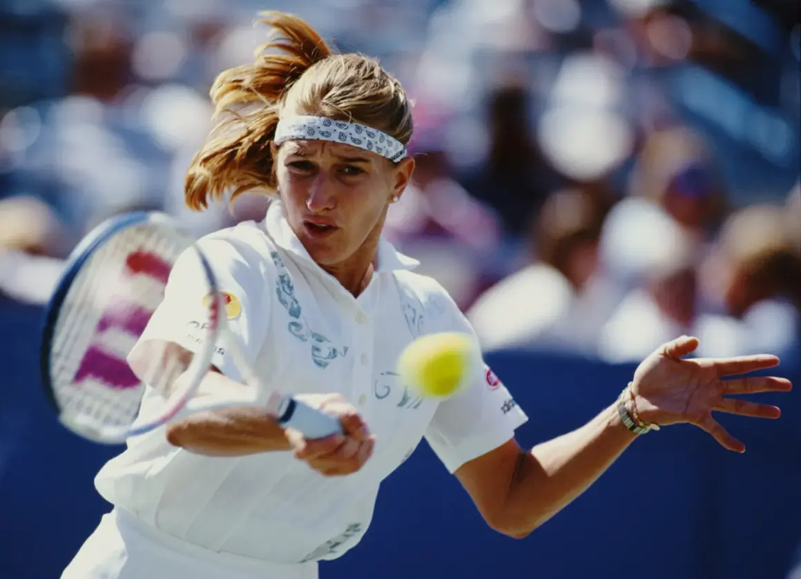 Aktuelle Top 10 Tennisspieler: Wer führt ATP & WTA an?