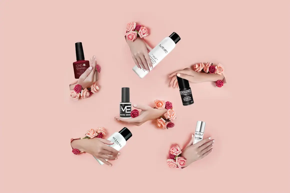 Mani curate con cura mostrano prodotti per **semipermanente unghie**, circondate da rose.