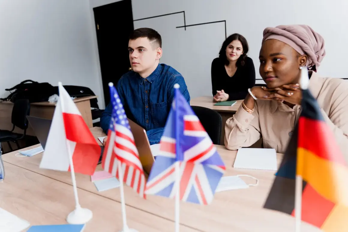 Native speaker: Jak wybrać, ile kosztuje i czy warto? Poradnik