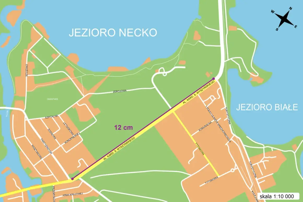 Mapa okolicy Jeziora Necko i Jeziora Białe. Odcinek 12 cm na mapie odpowiada 2 km w rzeczywistości (skala 2:1).