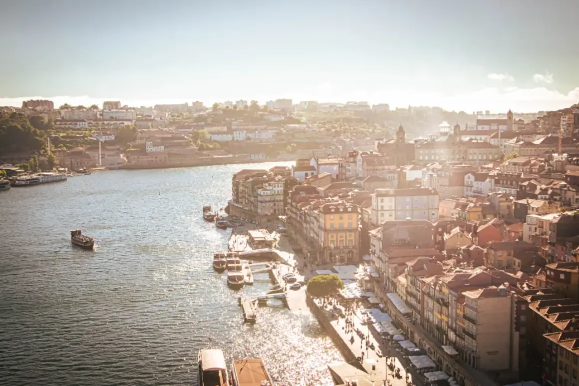 Gdzie zjeść w Porto? Najlepsze miejsca, ceny i dania "must-try"