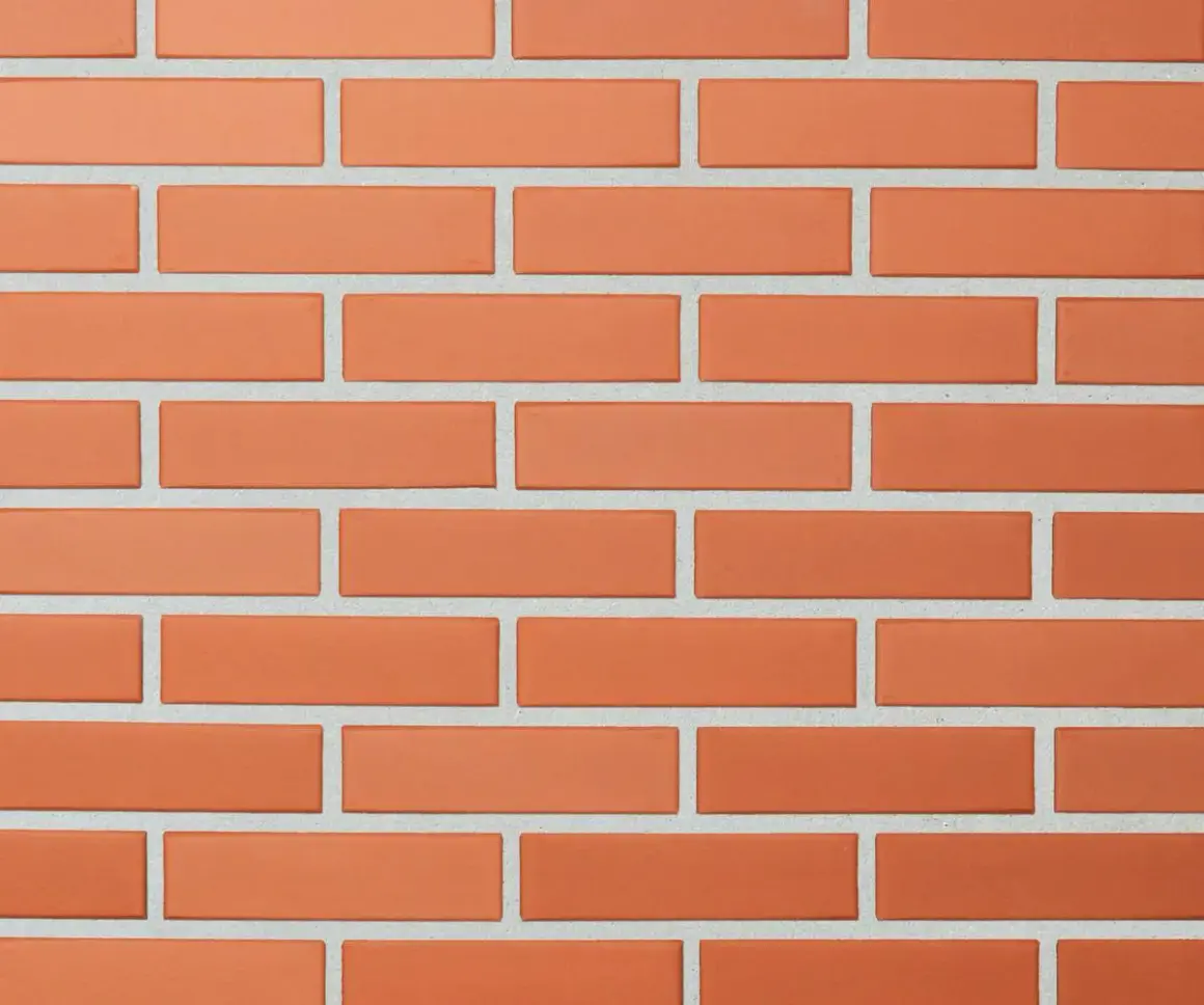 Ile waży cegła klinkierowa? Zaskakujące fakty o jej wadze