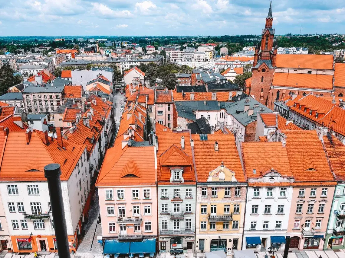 Gdzie leży Kalisz? Poznaj położenie, historię i atrakcje miasta!
