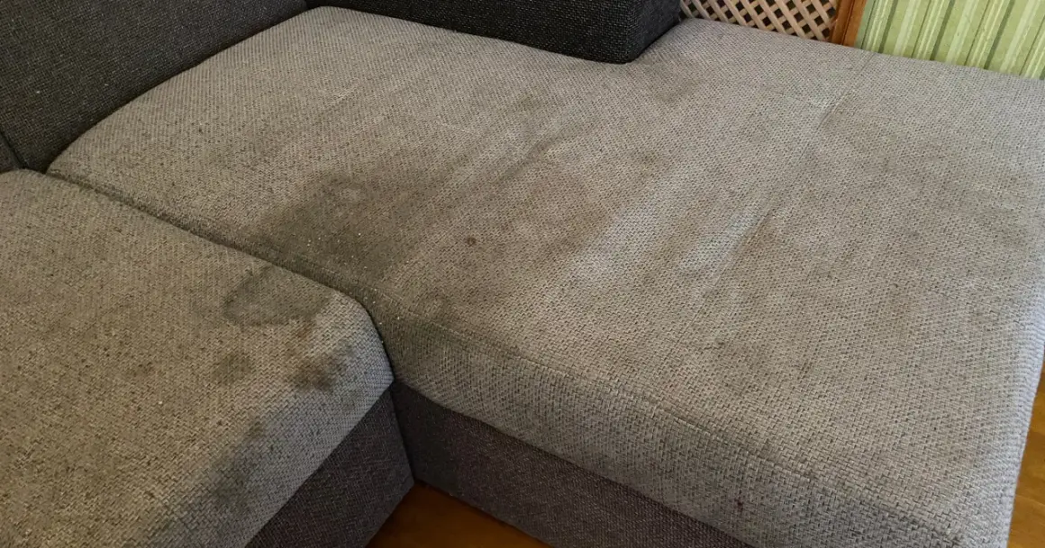 Usuń zaciągnięcia z kanapy: Sprawdzone metody i triki eksperta