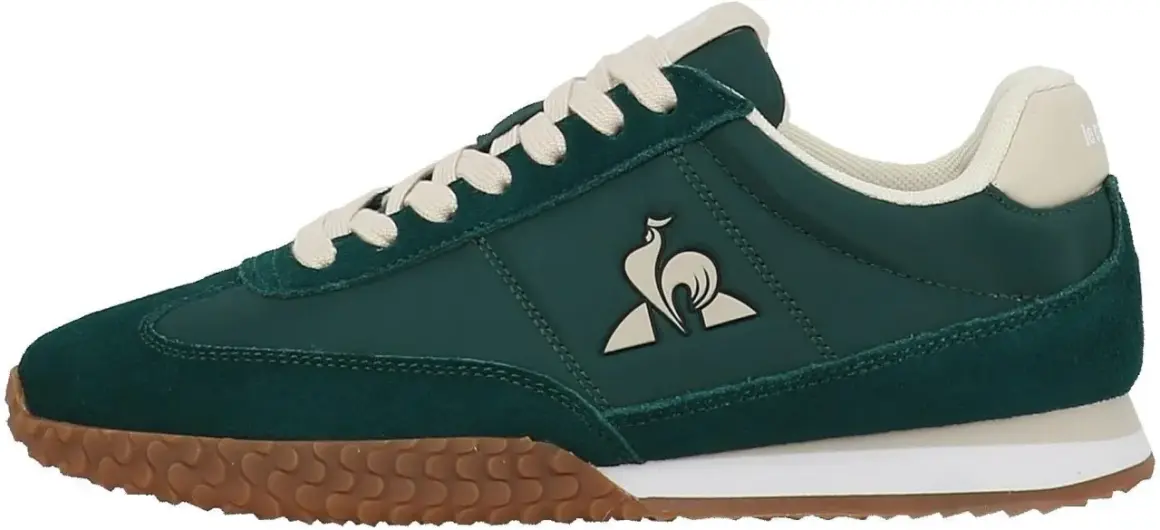 Sneakers Le Coq Sportif uomo verdi con logo gallo, lacci chiari e suola in gomma.