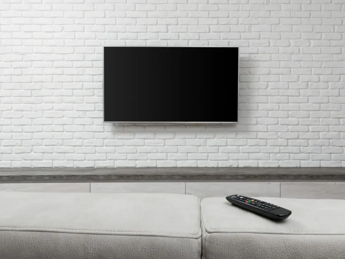 Ile kosztuje wymiana matrycy w telewizorze? Sprawdź ceny napraw!
