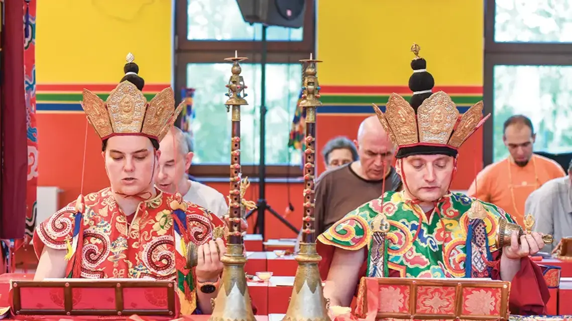 Ośrodki buddyzmu w Polsce: Gdzie znaleźć praktyki i tradycje?