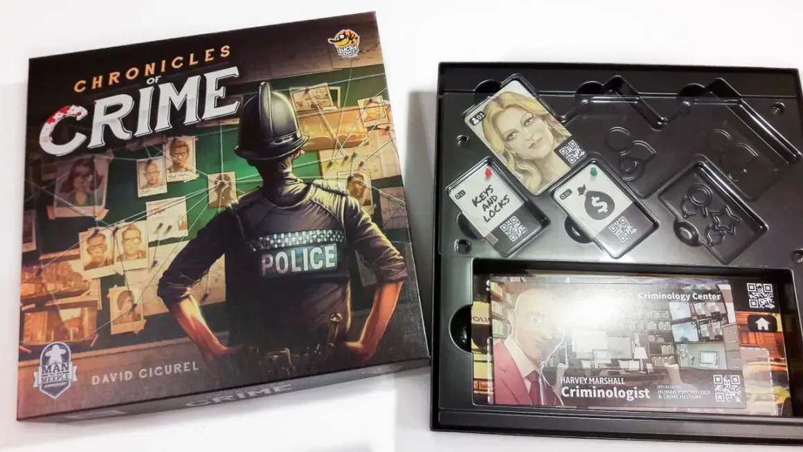 Gra planszowa "Chronicles of Crime" z elementami śledztwa. W pudełku karty postaci, dowody i plansza.