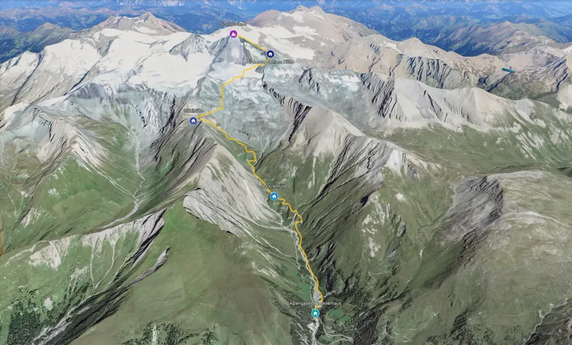 Trasa na Grossglockner: od Alpengasthof Lucknerhaus przez Lucknerhütte, Stüdlhütte i Erzherzog Johann Hütte na szczyt.