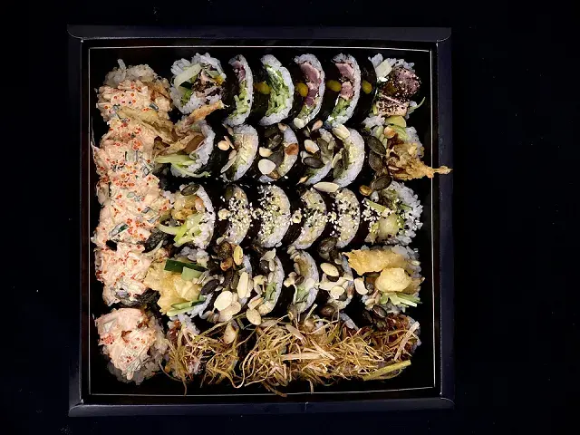 Jakie składniki do sushi są niezbędne? Lista i porady dla początkujących