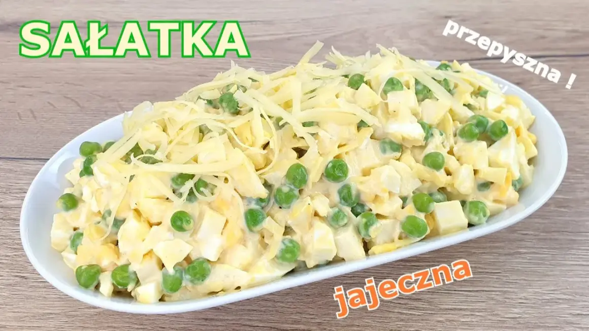 Sałatka jajeczna: jak zrobić idealną? Przepis i sprawdzone triki