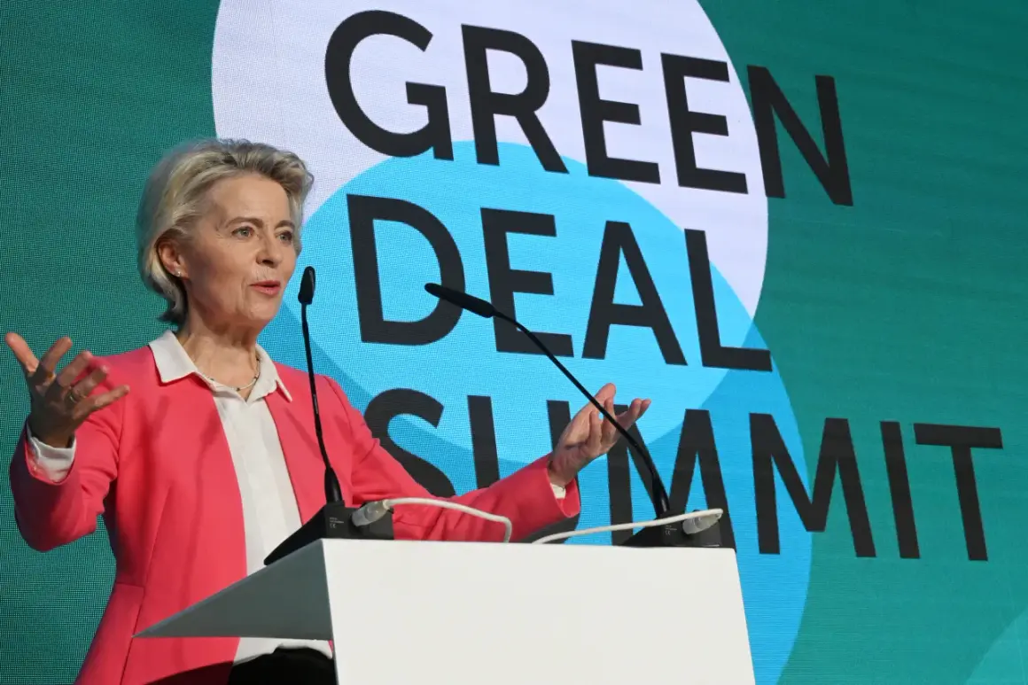 Ursula von der Leyen, pomysłodawczyni Zielonego Ładu, przemawia na szczycie.