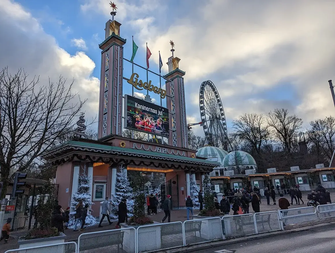 Liseberg med Kaninernas Jul. En ledsagare kan hjälpa dig att uppleva parken.