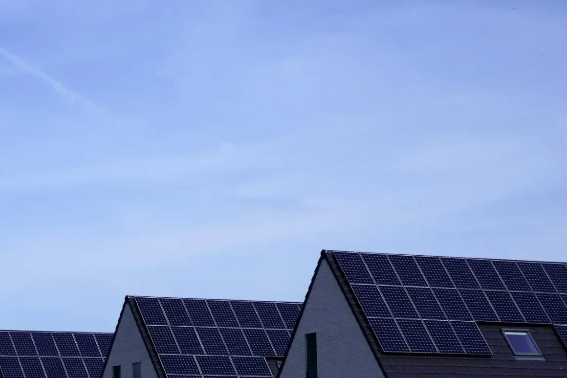 Ile prądu produkuje 1 panel fotowoltaiczny? Realne kWh rocznie