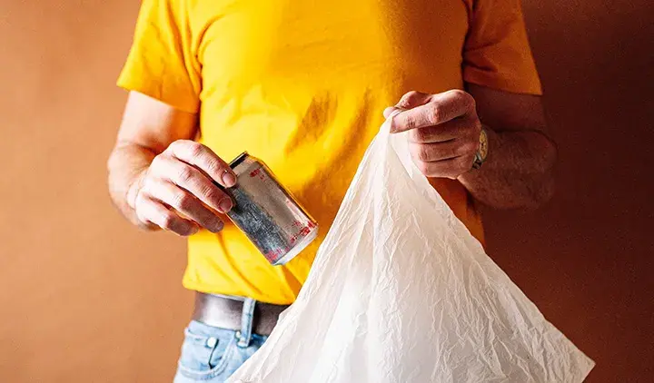 Ile puszek po piwie na kilogram? Zaskakujące fakty o wadze aluminium