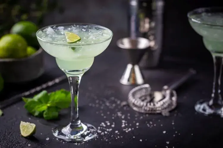 Jak zrobić margaritę drink - prosty przepis na idealny smak