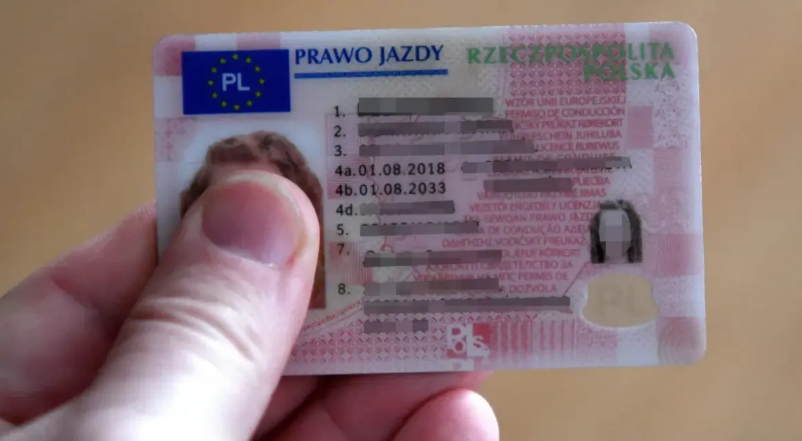 Prawo jazdy na 15 lat: co robić po uzyskaniu dokumentu i wymianie?