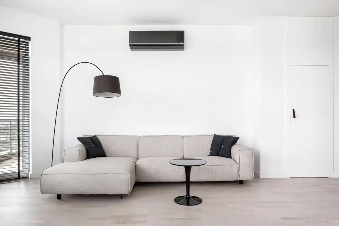 Gdzie klimatyzator w salonie? Najlepsze miejsca, które zapewnią komfort