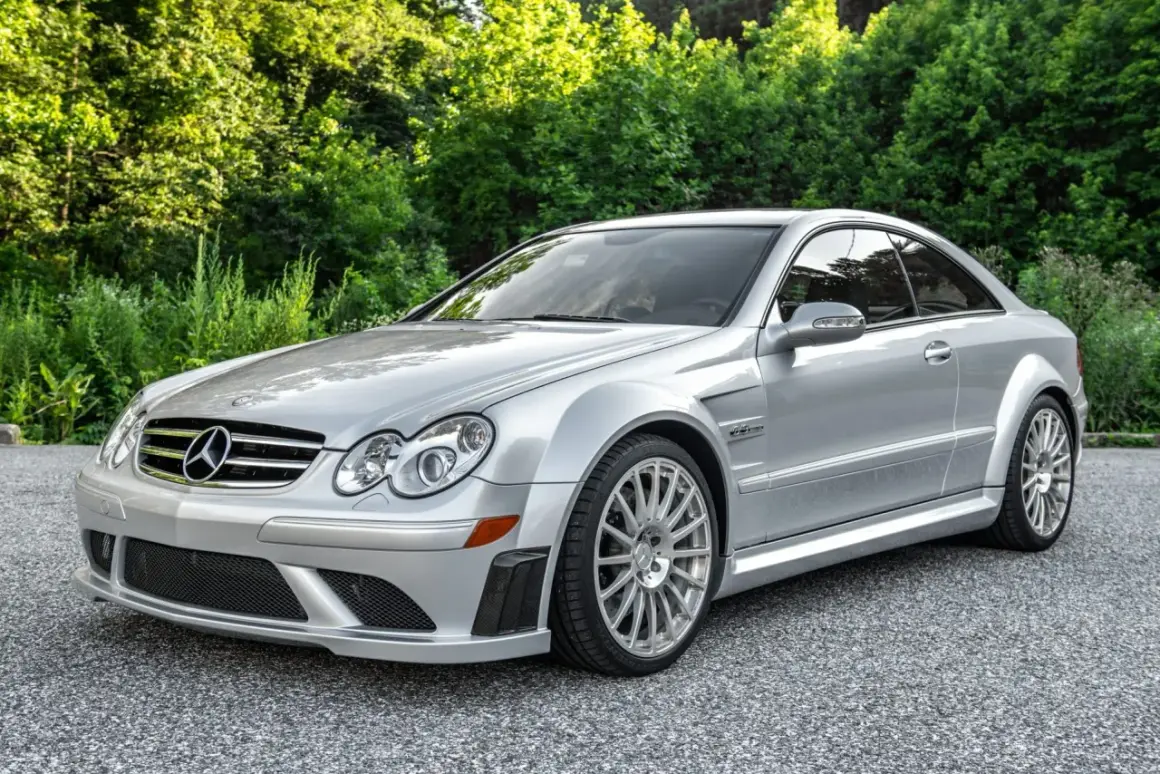 Mercedes-Benz CLK 63 AMG – niezrównane osiągi i luksus w jednym