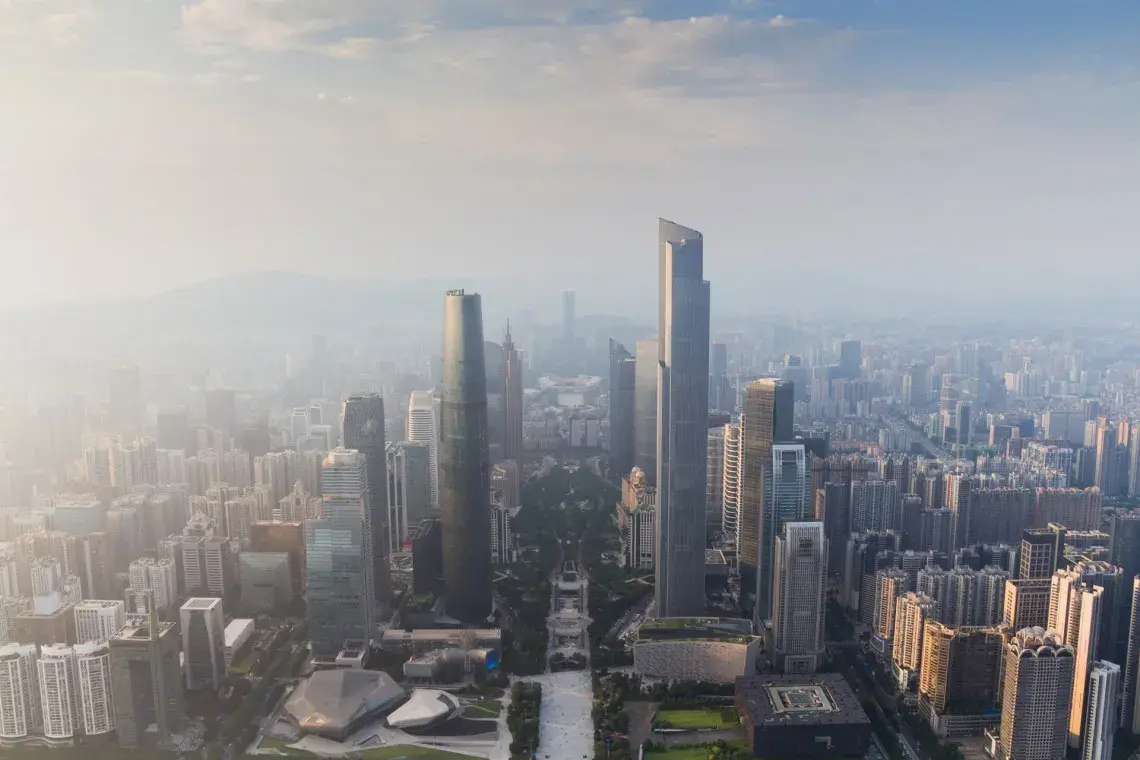Ile metrów ma najwyższy budynek w Polsce? Zaskakujące fakty o Varso Tower