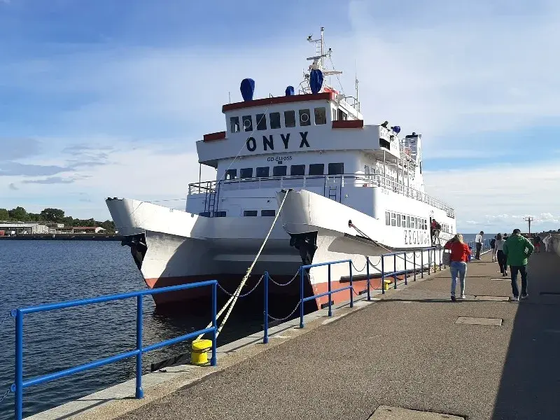 Ile kosztuje rejs z Gdyni na Hel? Sprawdź ceny biletów i atrakcje
