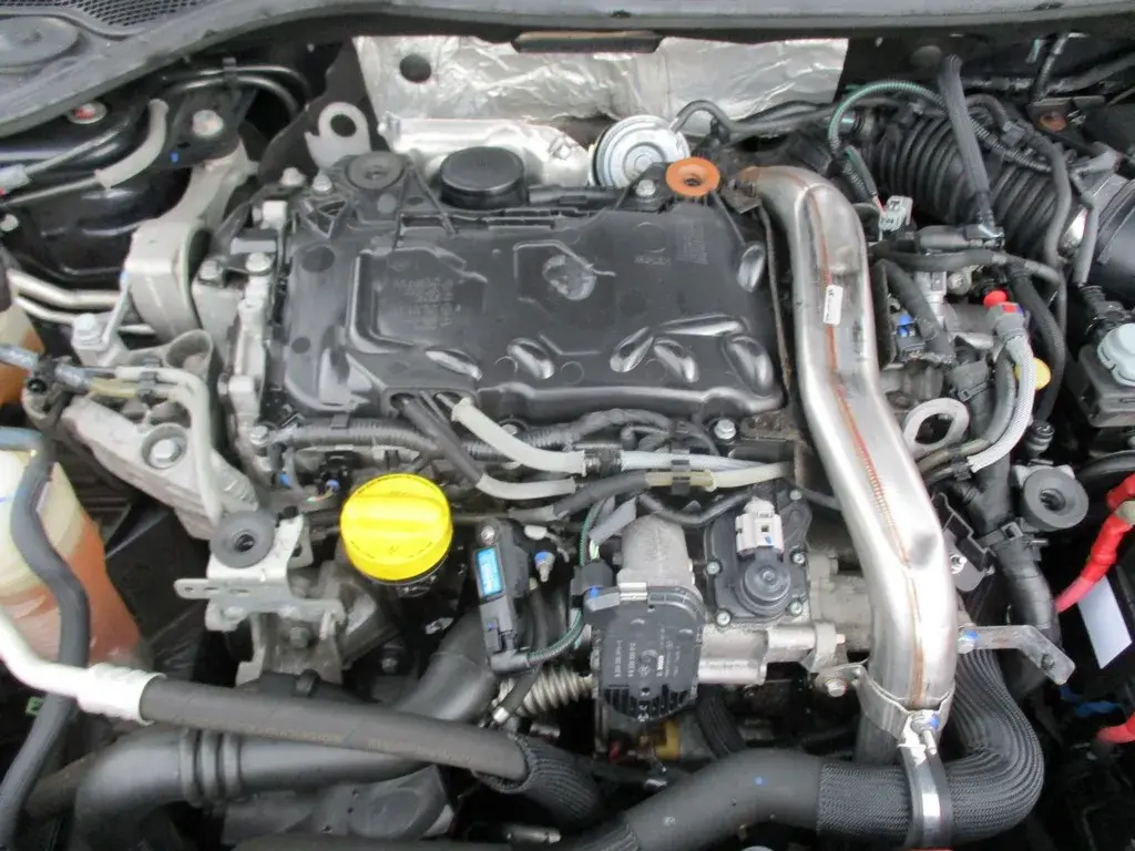 Renault Laguna 3 jaki silnik wybrać? Porównanie, problemy i koszty utrzymania