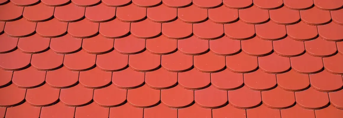 Ile waży dachówka karpiówka? Kluczowe informacje o wadze i zastosowaniu