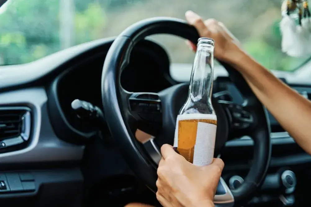 Ile można wydmuchac w alkomat? Poznaj legalne limity alkoholu w Polsce
