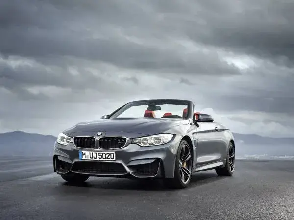 BMW M4 Cabrio – sportowy kabriolet, który łączy osiągi z luksusem