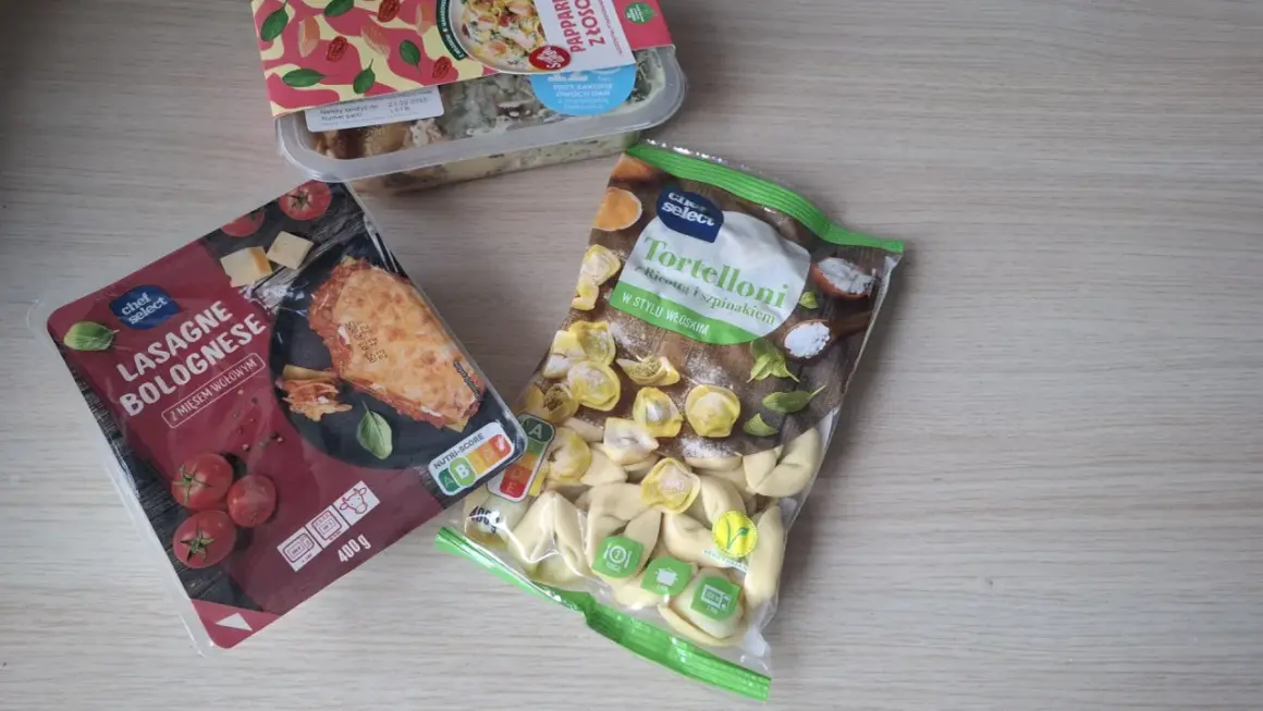 Gotowe dania obiadowe do podgrzania: lasagne bolognese i tortelloni z ricottą i szpinakiem. Szybki obiad bez wysiłku.