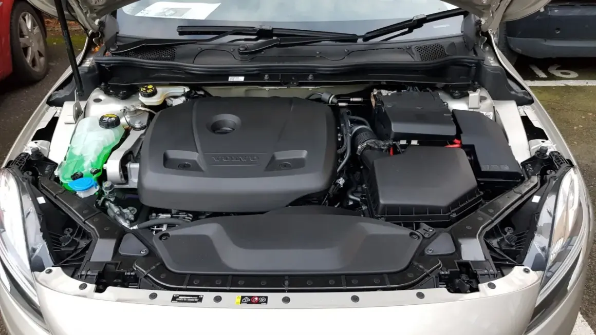Ile litrów płynu do chłodnicy Volvo S40? Sprawdź, by uniknąć problemów