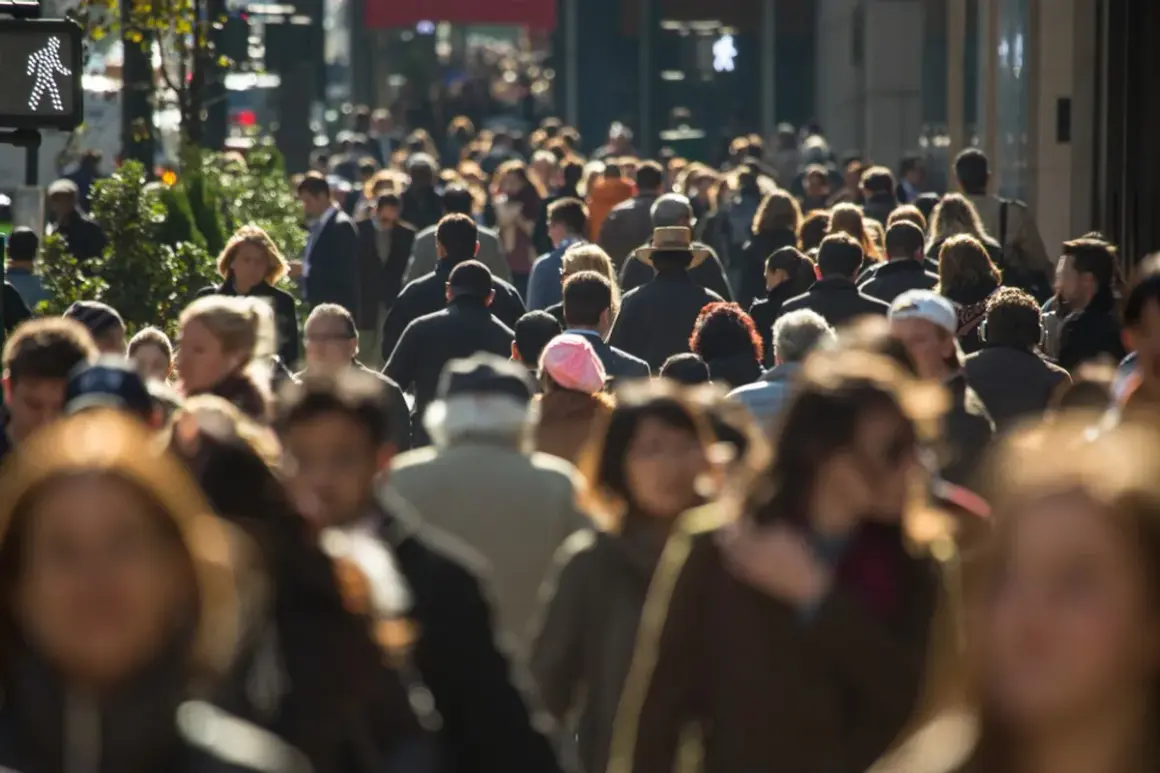 W jakim kraju jest najwięcej ludzi? Zaskakujące dane o populacji
