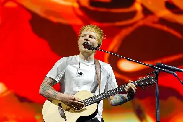 Ile Ed Sheeran bierze za koncert? Zaskakujące zarobki artysty