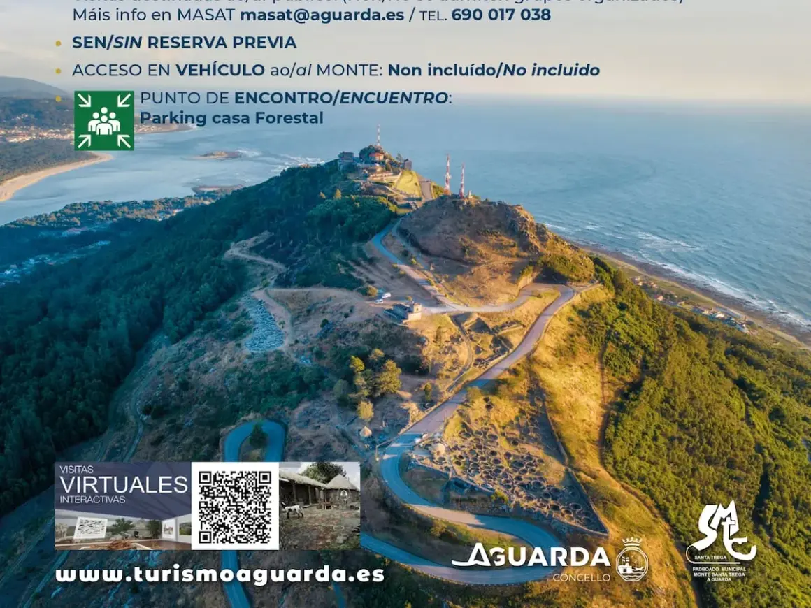Vista aérea del Monte Santa Tecla en A Guarda, con caminos sinuosos y el mar al fondo. Ideal para explorar.