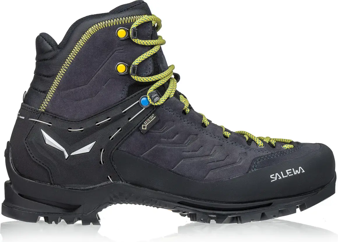Ciemnoszary but trekkingowy Salewa MS Rapace GTX z żółtymi sznurówkami i detalami. Idealny na górskie wyprawy.