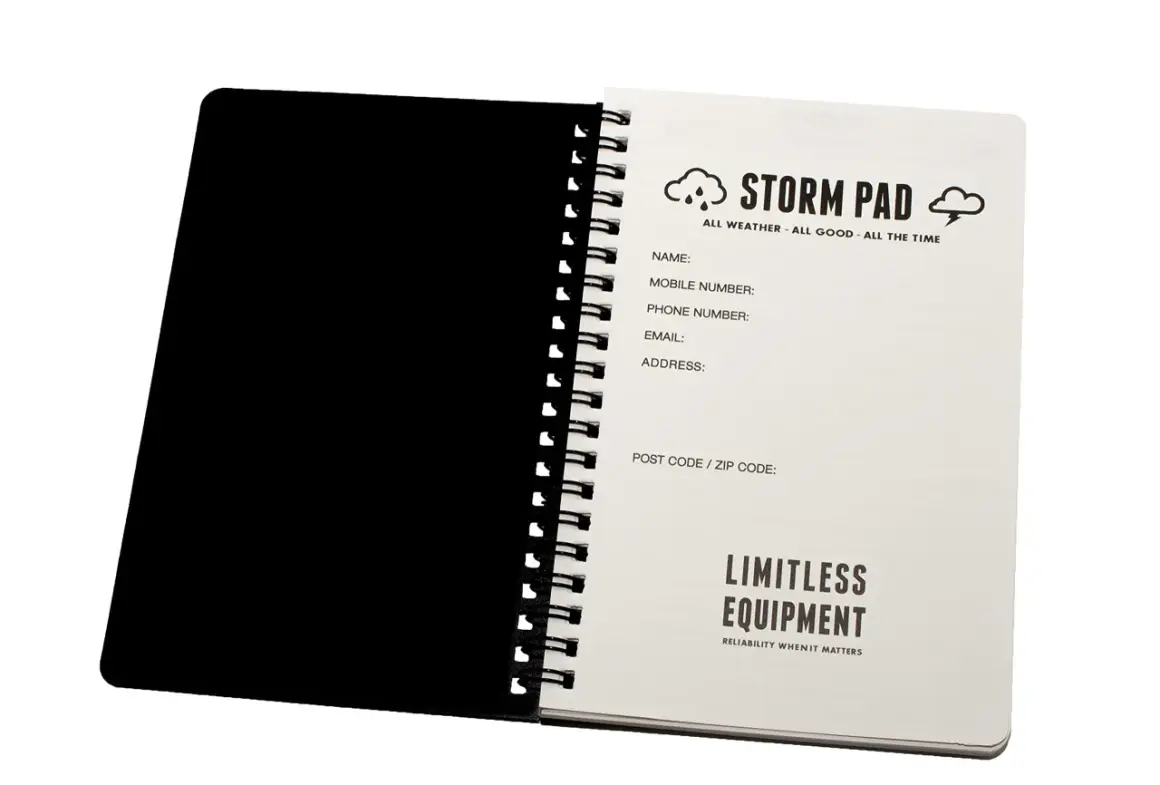 Libreta resistente al agua "Storm Pad" con campos para datos de contacto y el lema "Reliability When It Matters".