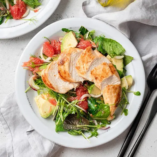 El Secreto de la Ensalada de Pollo Perfecta: Recetas y Consejos