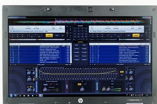 Najlepszy sprzęt do tworzenia muzyki elektronicznej dla początkujących