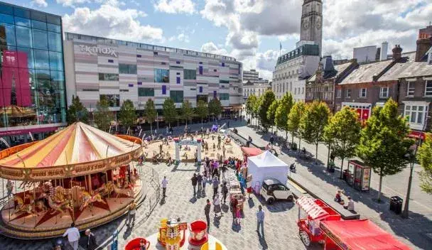 Najlepsze atrakcje w Luton, które musisz odwiedzić z rodziną
