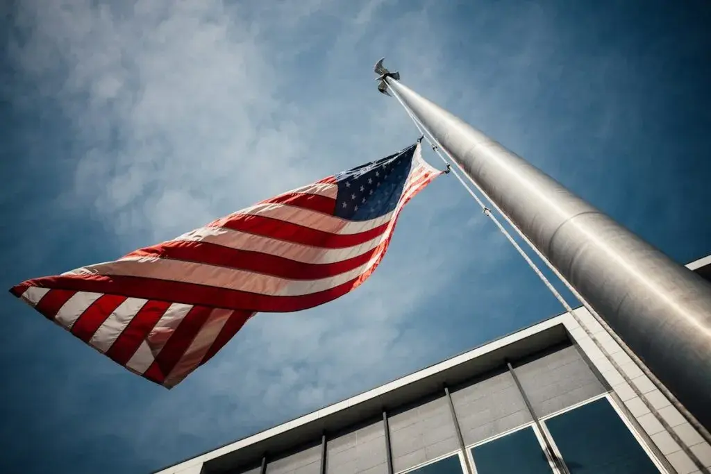 Jak wygląda flaga USA? Odkryj jej symbolikę i znaczenie