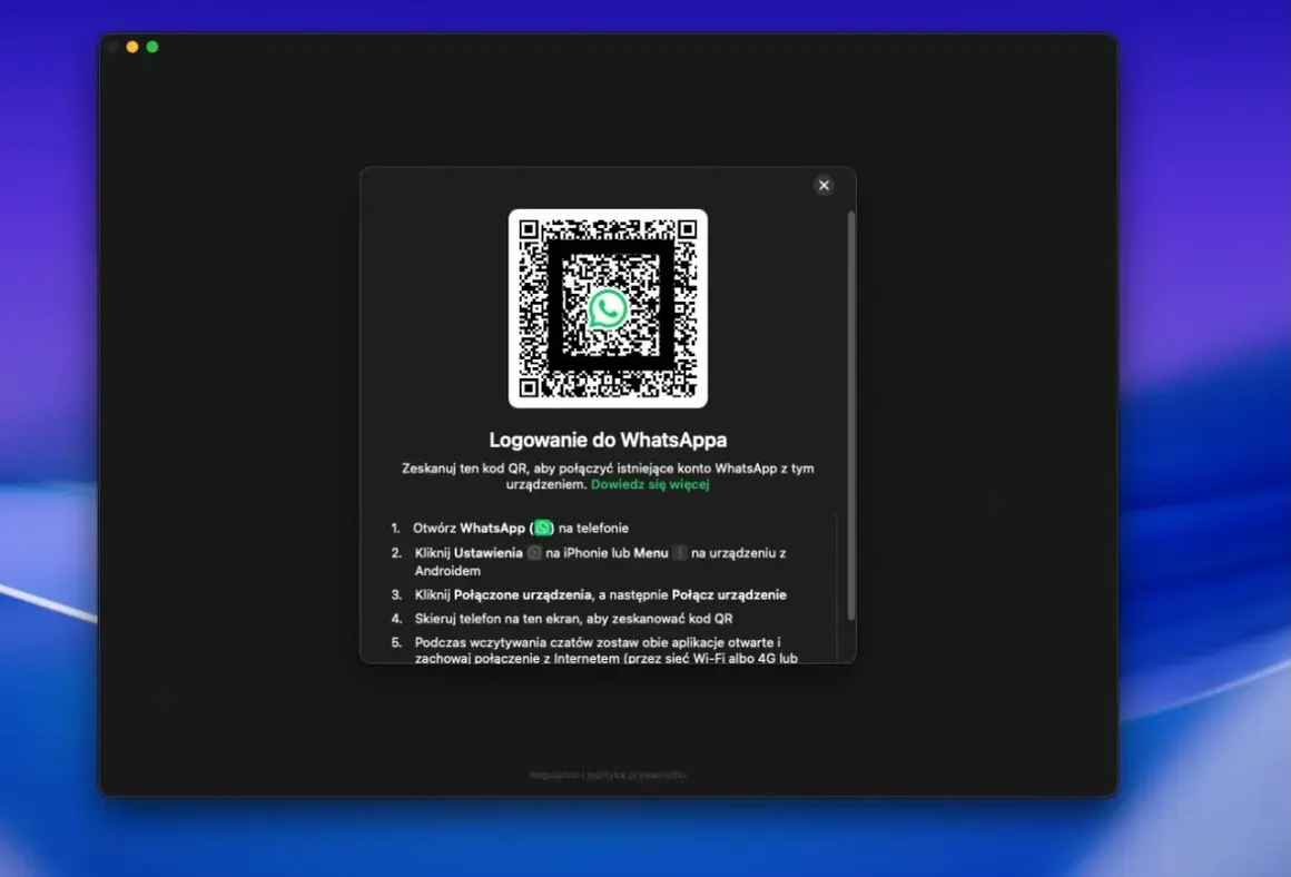 Ekran logowania do WhatsAppa z kodem QR do zeskanowania. Proces instalacji WhatsAppa na komputerze.