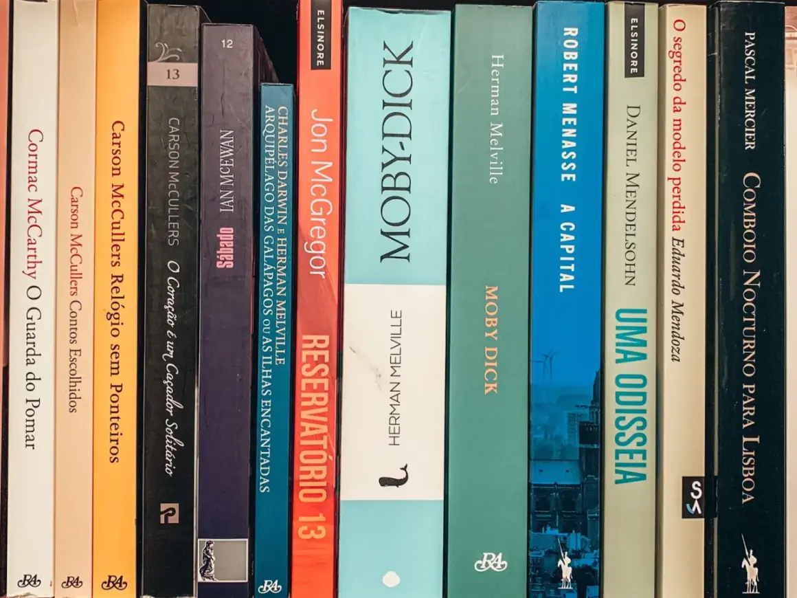 Książki z listy top książki wszechczasów: "Moby Dick", "Odyseja", "Reservatório 13" i inne.