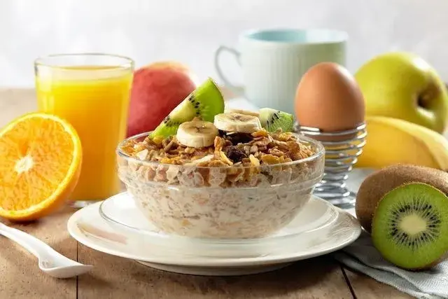 Déjeuner minceur: 10 idées gourmandes pour perdre du poids sans faim