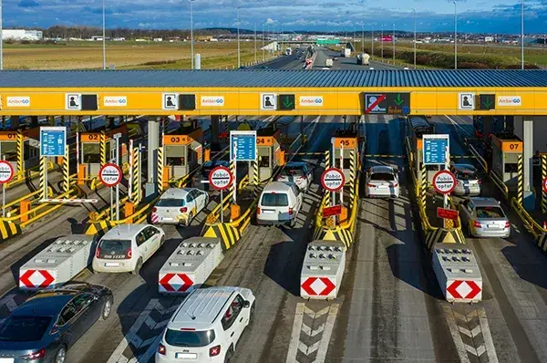 Jak obsługiwać bramki na autostradzie i uniknąć problemów z płatnością