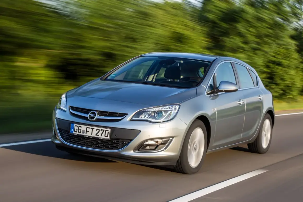 Astra J diesel: Który silnik CDTI? Wybierz mądrze i uniknij usterek!