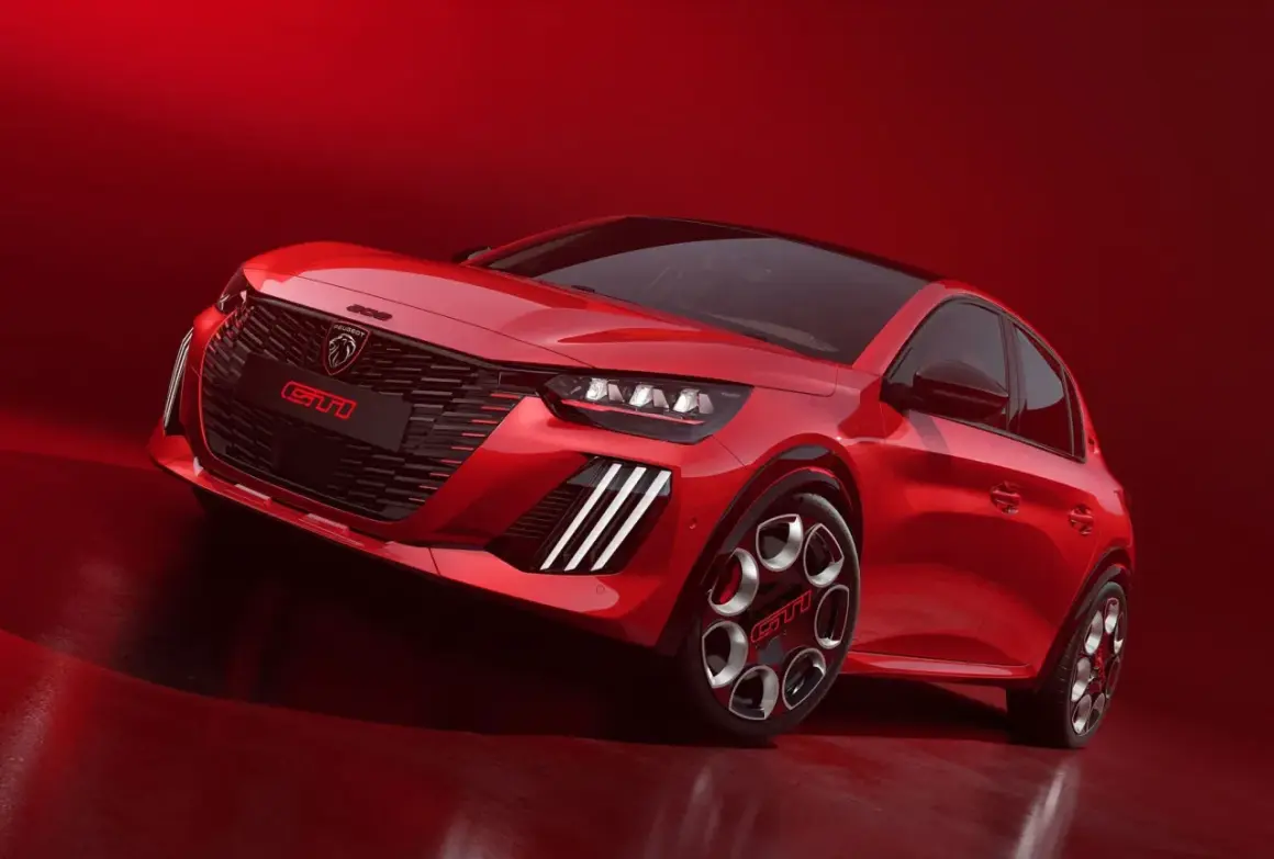 Czerwony, sportowy hatchback Peugeot 208 GTI z agresywnym grillem i felgami.