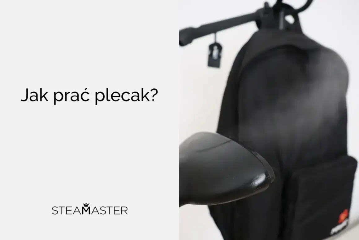 Czarny plecak gotowy do prania w pralce. Jak prać plecak, by był jak nowy?