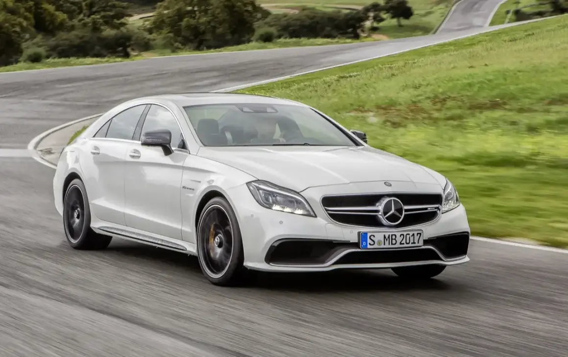 Mercedes CLS 63 AMG S - moc, luksus i koszty utrzymania w jednym