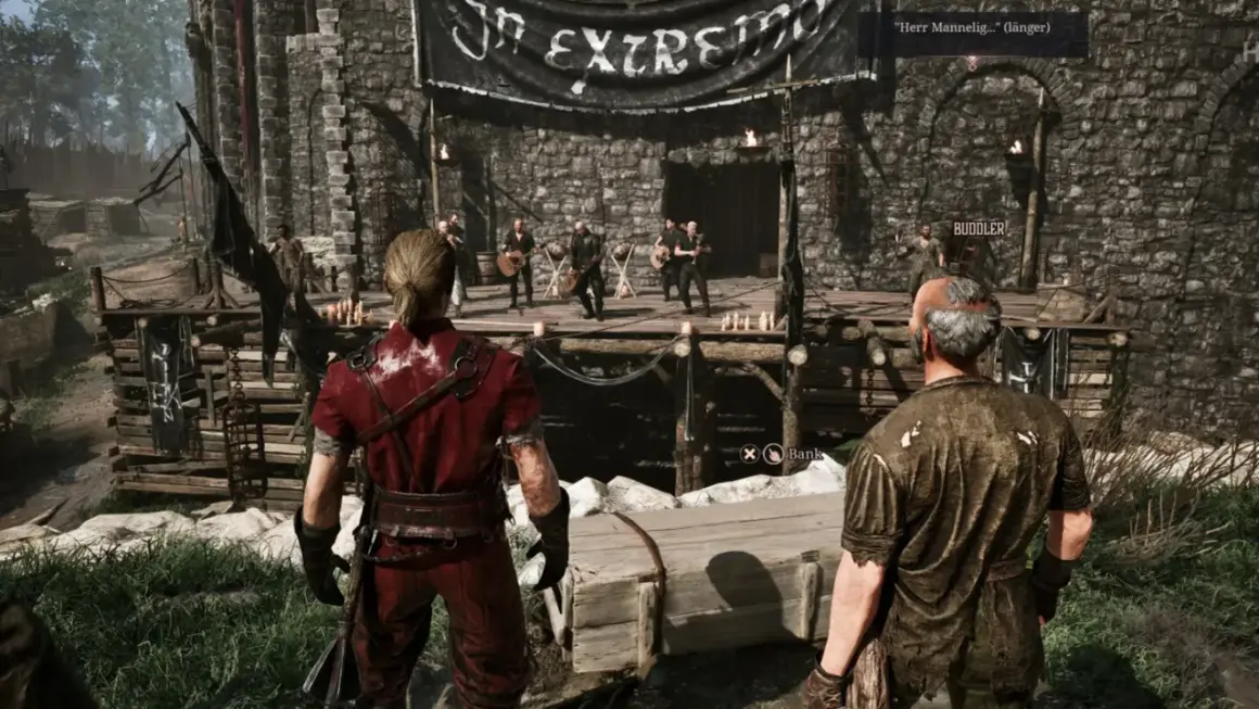 Gothic 1 Remake: Eine Band spielt auf einer Bühne vor einer Burg. Zwei Männer beobachten die Szene.